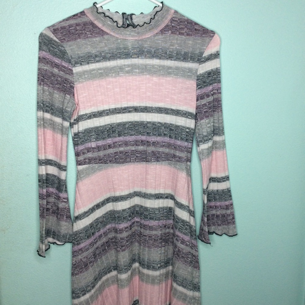 Neatly Stitched Ruffled Dress!